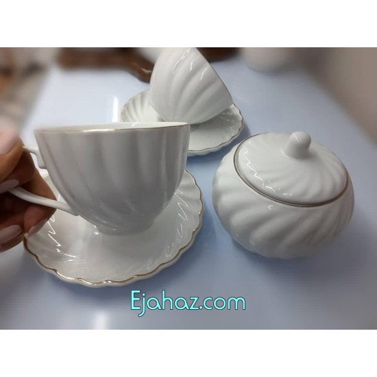 سرویس 17 پارچه چای خوری چینی لمون طرح پیچ لب طلا سرویس 17 پارچه چای خوری چینی لمون طرح پیچ لب طلا