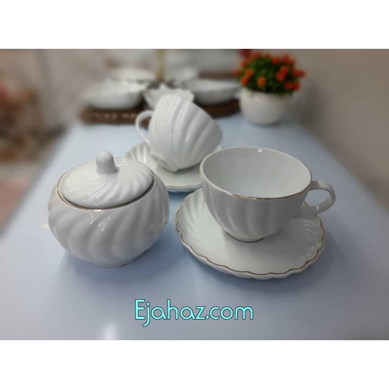 سرویس 17 پارچه چای خوری چینی لمون طرح پیچ لب طلا سرویس 17 پارچه چای خوری چینی لمون طرح پیچ لب طلا